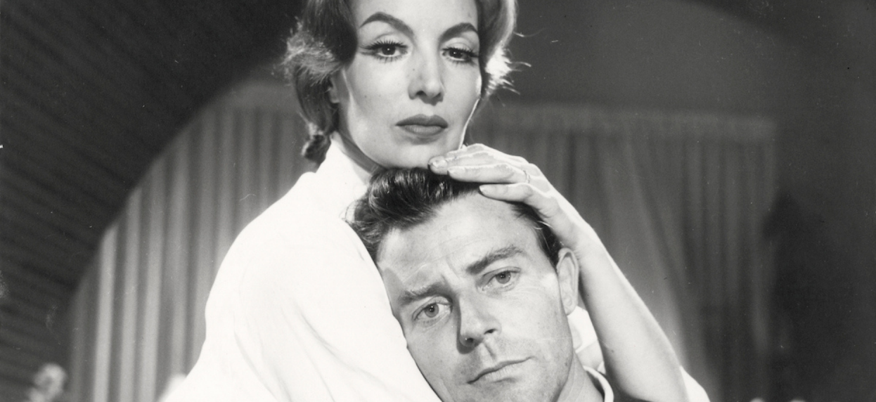 Maria Félix and Gérard Philippe in La Fièvre monte à El Pao