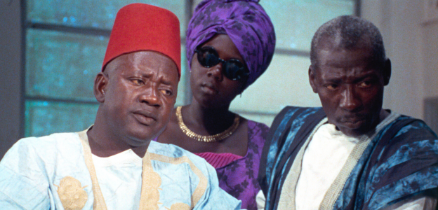 Movie Mandabi (The Mandate)